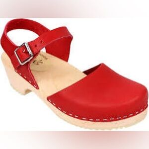 Lotta from Stockholm Red Clogs low heel